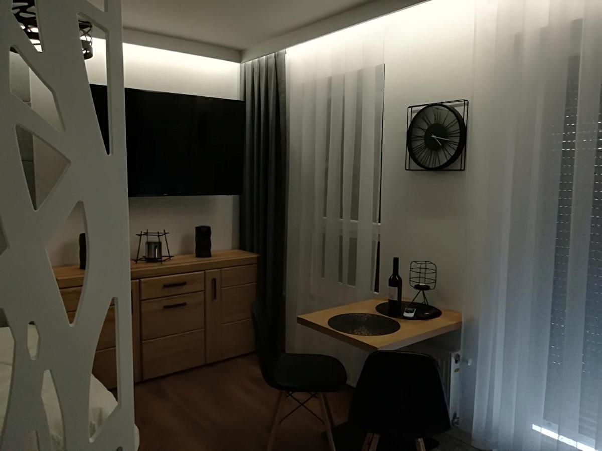 Apartament Wroclaw Centrum Dorzecze Legnickiej エクステリア 写真